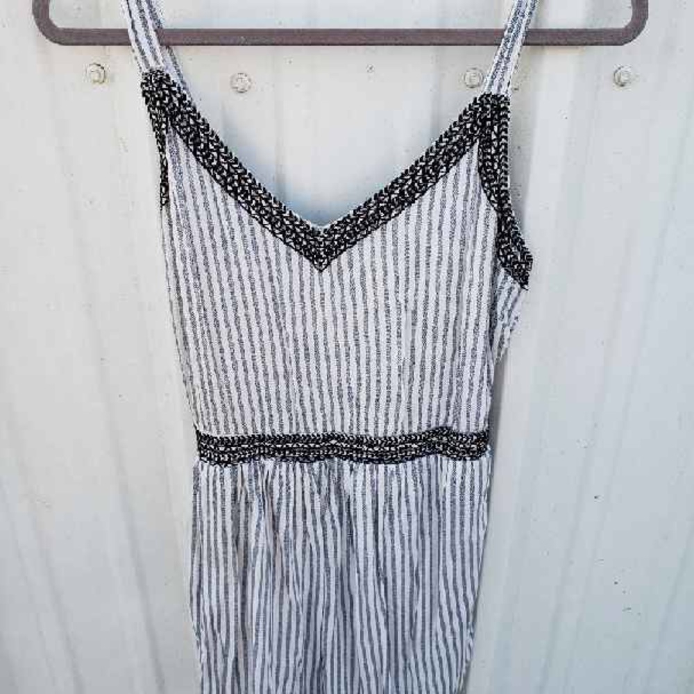 Romper with pockets